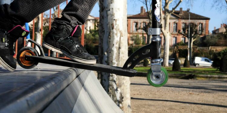 FISE : Jamie Hull brille en finale du Trottinette Freestyle Pro