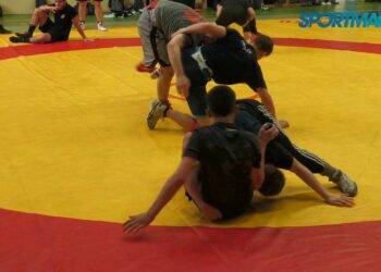 Gymnasiade : L’équipe de France de natation bien lancée