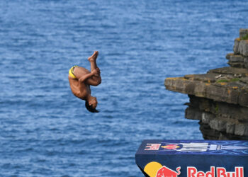 Le Red Bull Cliff Diving prend ses quartiers à Paris