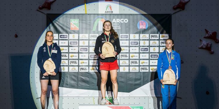 Escalade : Relance parfaite pour Victoire Andrier en Italie