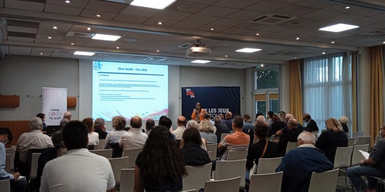 « Une école-Un club », dispositif clé en Centre-Val de Loire