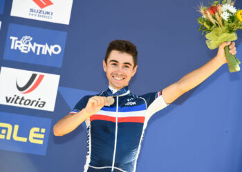 Cyclisme : Lenny Martinez continue son ascension