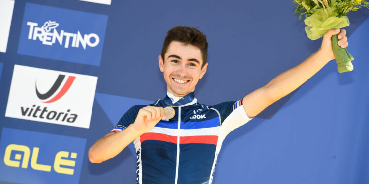 Cyclisme : Lenny Martinez continue son ascension