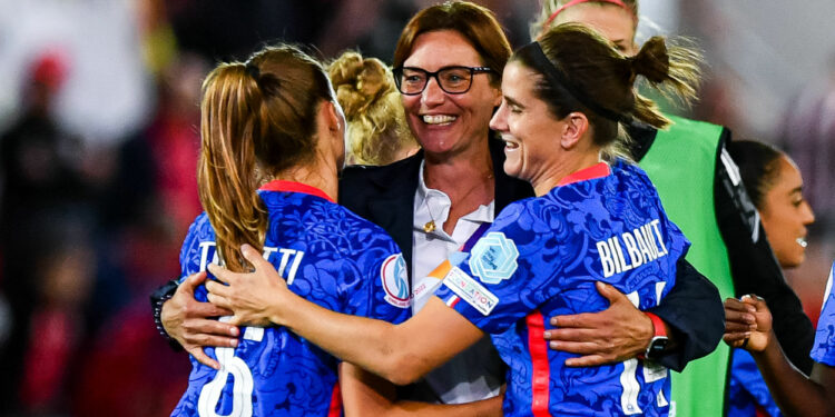 Football : Corinne Diacre poursuit jusqu’en 2024