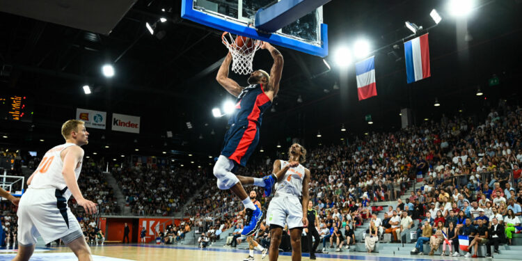Basket : Les Bleus bien lancés à Rouen
