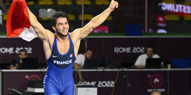 Lutte : Rakhim Magamadov sur le toit du monde !