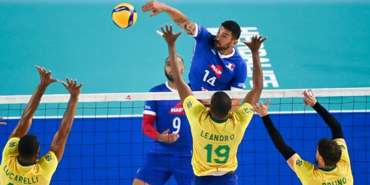 Volley : Les Bleus miraculés face à la Slovénie