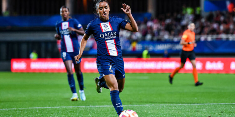 Football : Premier couac pour le PSG féminin