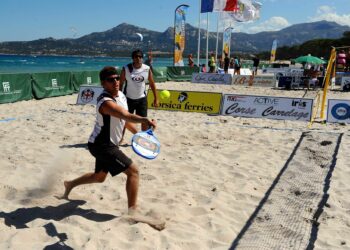 Cyclisme : Guillaume Martin souverain dans l’Ain