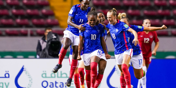 Football : Les Bleuettes en quarts du Mondial