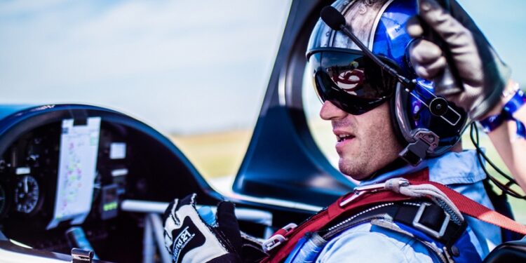 Voltige aérienne : La France toujours plus haut !