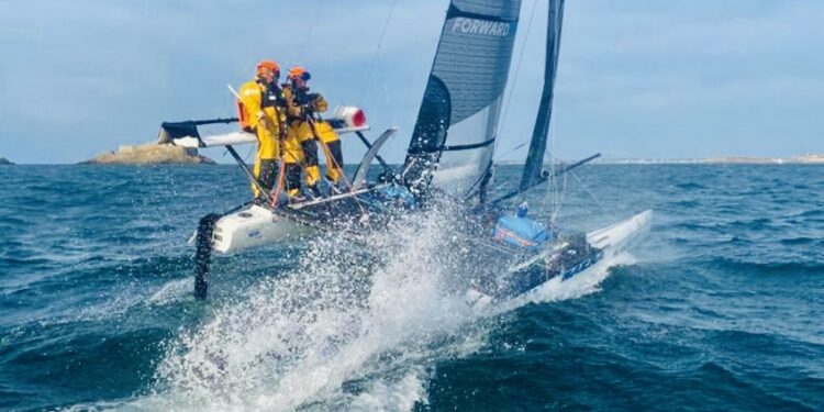 Voile : Nouveau record pour Yvan Bourgnon et Paul Melot