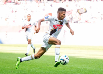 Football : Angers veut sortir la tête de l’eau contre l’OM