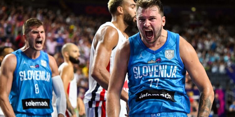 Basket : Les Bleus s’inclinent devant l’exceptionnel Doncic