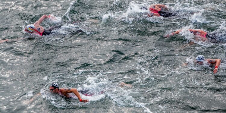 Le swimrun s’installe sur l’Île de Ré