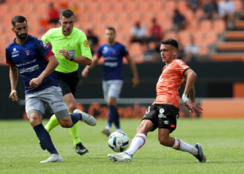 Football : Le FC Lorient avance sur la pointe des pieds