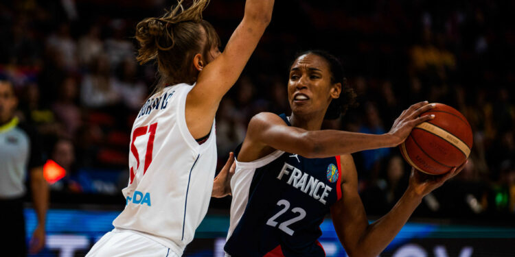 Basket : La France défaite avant de prendre les quarts