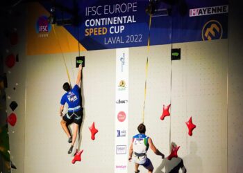 Escalade : Première journée réussie pour les Bleus à Laval