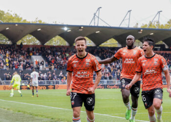Football : Le FC Lorient poursuit sa folle aventure