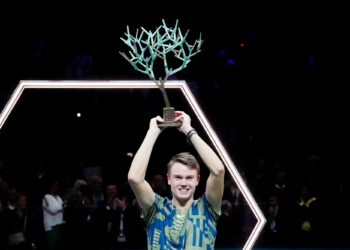 Tennis : Holger Rune sacré au Rolex Paris Masters