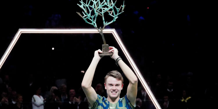Tennis : Holger Rune sacré au Rolex Paris Masters