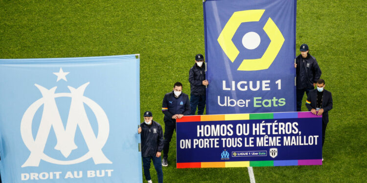 Football : Une cellule d’écoute contre l’homophobie lancée par la LFP