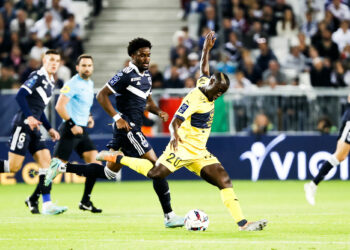 Football : Pau et Bordeaux dos à dos