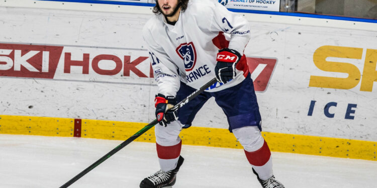 Hockey sur glace : Les équipes de France ont conclu 2022