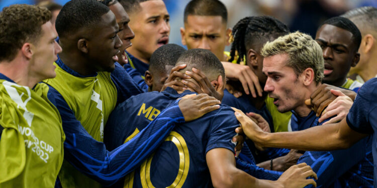 Football : Les Bleus présents sur la Place de la Concorde ce lundi