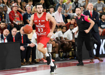 Basket : La JL Bourg surfe sur la vague