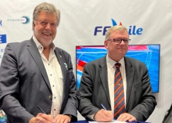 La FFAviron et la FFVoile naviguent ensemble