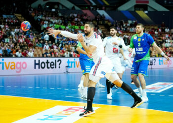 Handball : Trois sur trois pour les Bleus