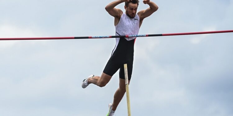 Athlétisme : Perche en Or toujours plus haut
