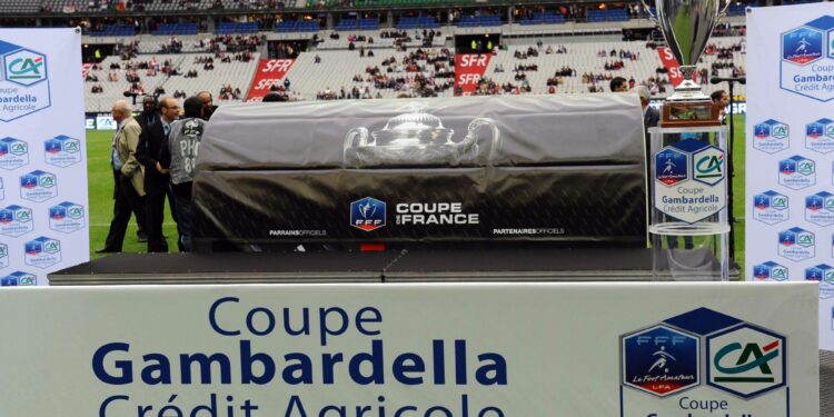 Football : Les deux coupes pour Plabennec