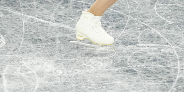 Danse sur glace : Limoges brille à domicile lors du Tournoi de France 