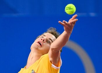 Tennis : Luca Van Assche triomphe à Pau