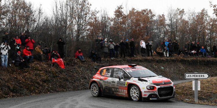 Boxe : Amina Zidani lance parfaitement ses Mondiaux