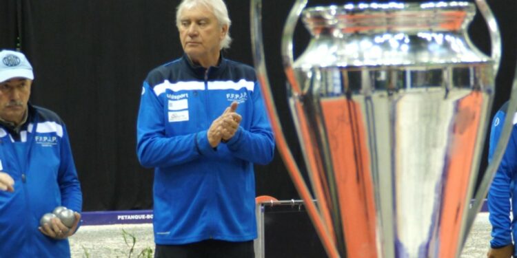 Coupe de France de pétanque : Pau ou Bron, à qui le trophée ?