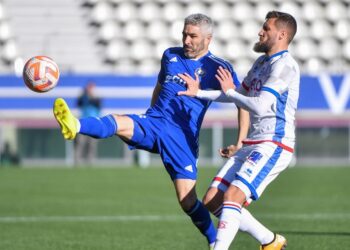 Football : Le FC Versailles veut retrouver des couleurs