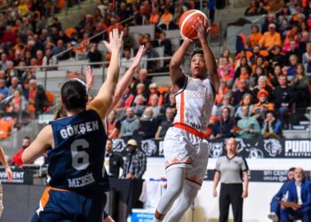 Basket : Choc des extrêmes entre Bourges et Landerneau