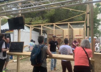 FISE 2023 : Quand le lancer de haches s’invite sur l’événement