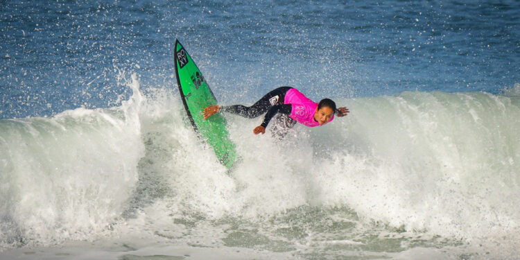 Surf : Trois surfeurs qualifiés pour Paris 2024 !