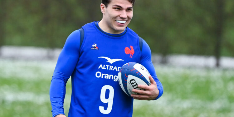 Rugby : Antoine Dupont sera la voix de la SNCF pendant la Coupe du monde