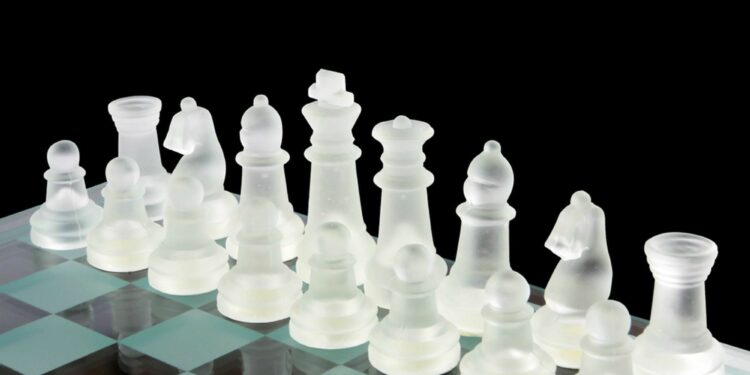 À Chartres, les parties d’échecs battent leur plein