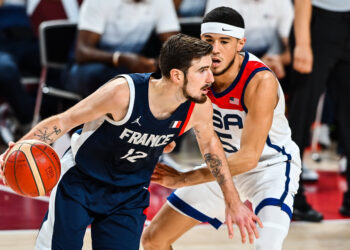 Basket : l’équipe de France entre hommage et préparation à Pau