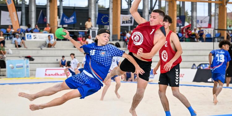 Beach handball : Le Grand-Est et la Bretagne triomphent en Coupe de France