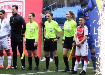 Football : trois arbitres françaises entrent en scène au Mondial féminin