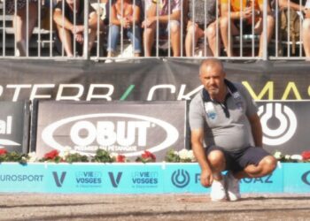 Masters de Pétanque : Lacroix au pied du mur