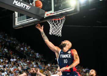 Basket : Les Bleus continuent leur balade