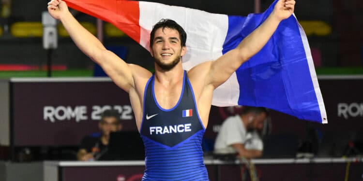 Lutte : Rakhim Magamadov reste sur le toit du monde !